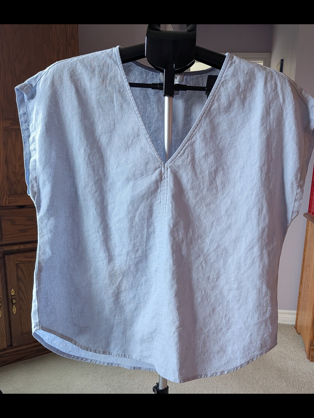 Donna Karan Light Blue V-Neck Linen (& Viscose) Casual Tunic